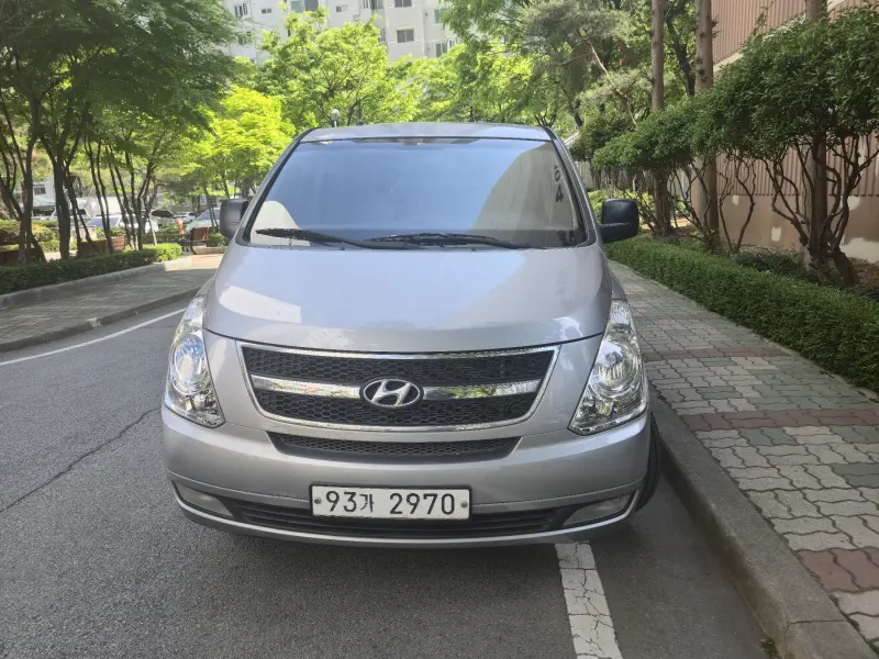 Hyundai Grand Starex
