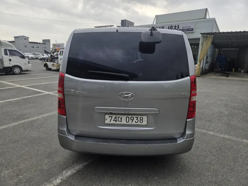 Hyundai Grand Starex