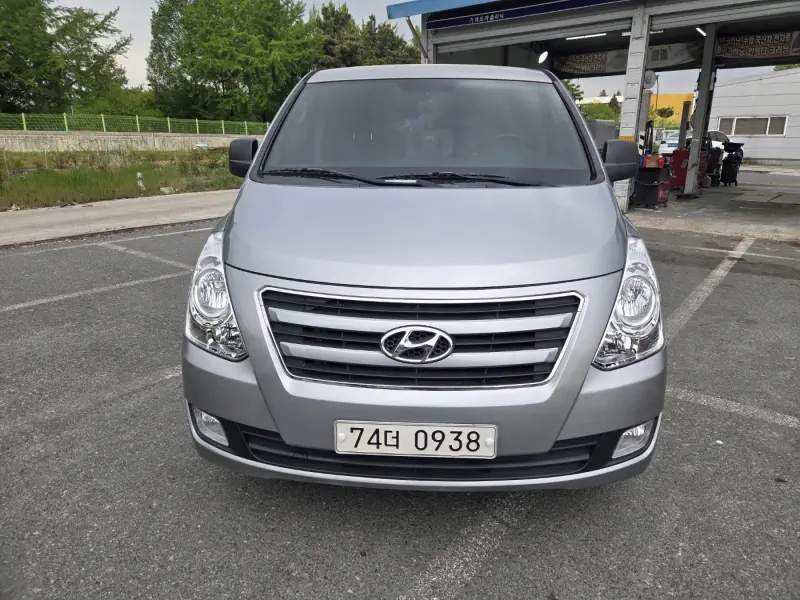 Hyundai Grand Starex