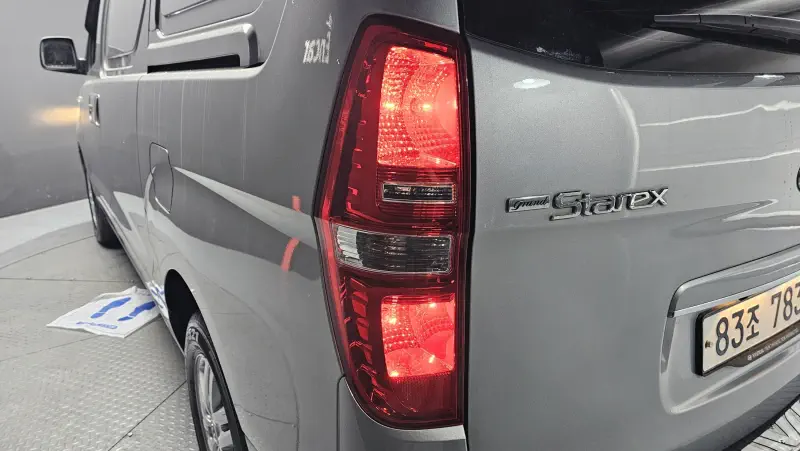 Hyundai Grand Starex