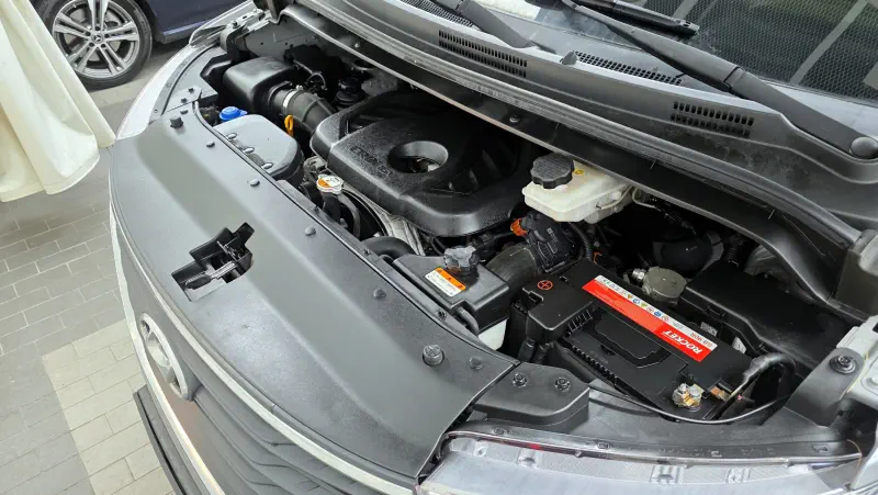 Hyundai Grand Starex