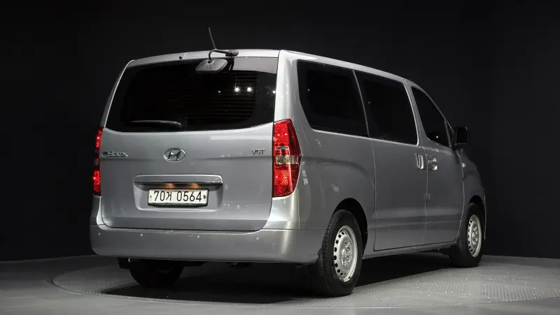 Hyundai Grand Starex