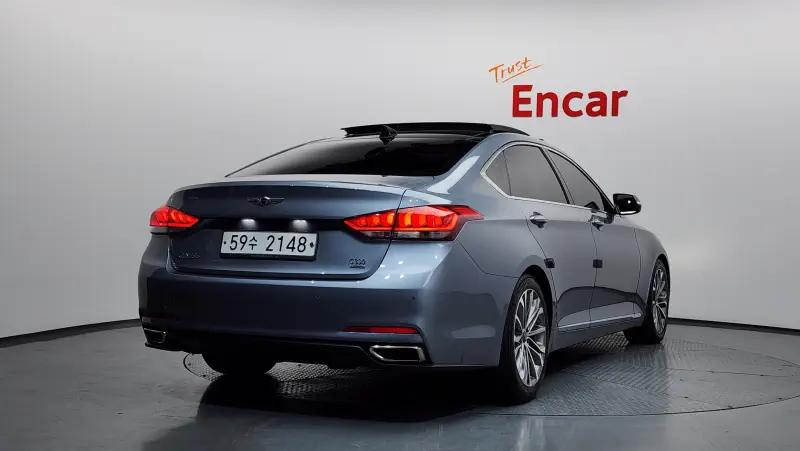 Hyundai Genesis