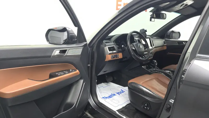 SsangYong Rexton Sports