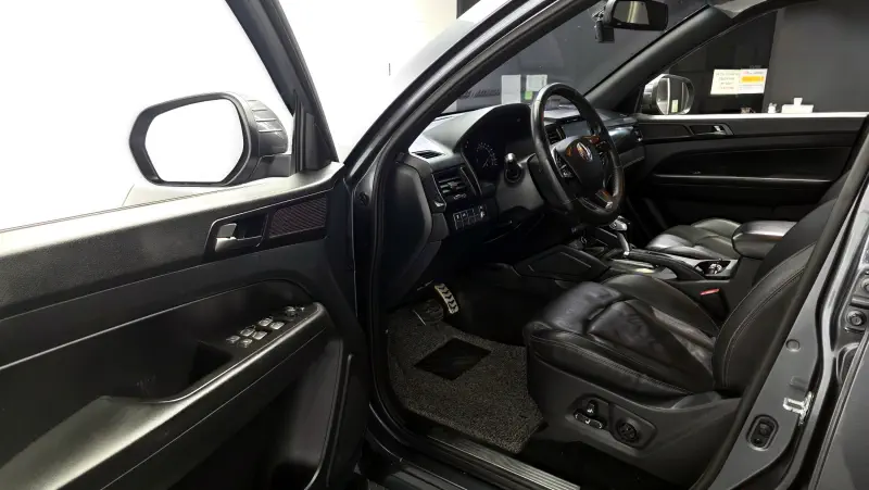 SsangYong Rexton Sports Khan