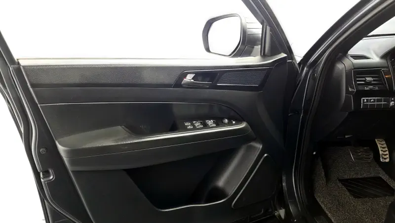 SsangYong Rexton Sports Khan