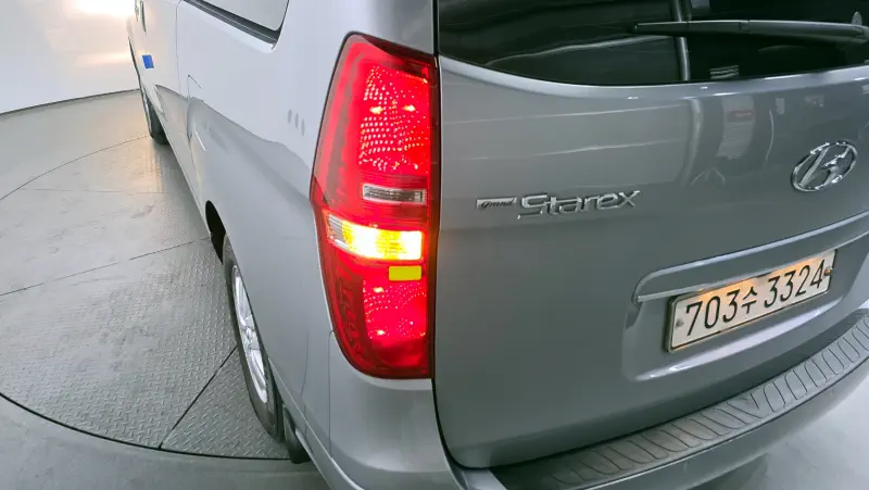 Hyundai Grand Starex