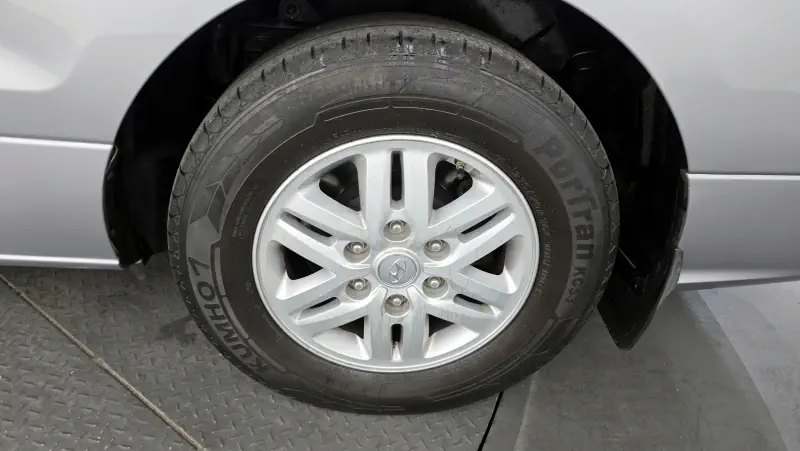 Hyundai Grand Starex