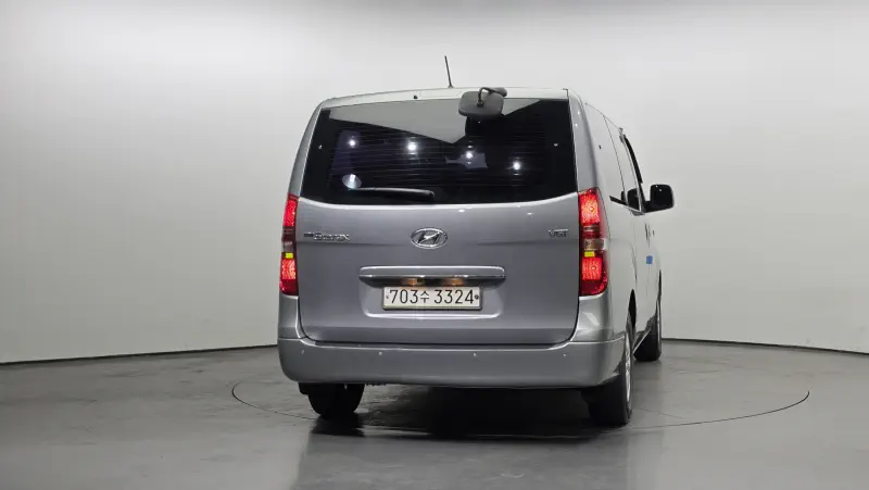 Hyundai Grand Starex