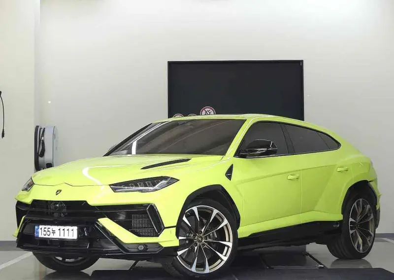 Lamborghini URUS