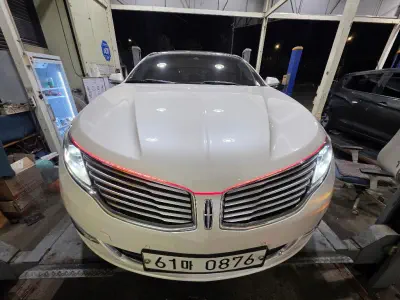 Lincoln MKZ