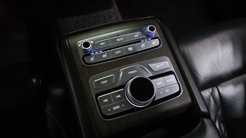 Kia K9