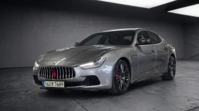 Maserati GHIBLI