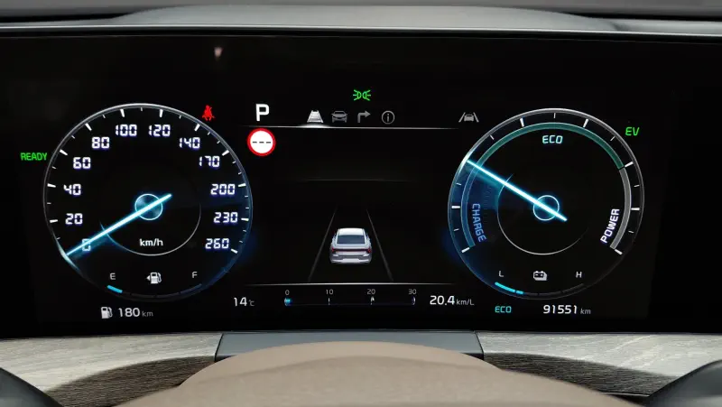Kia K8