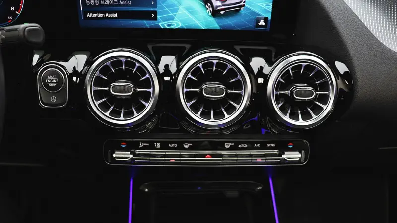Mercedes-Benz GLA-Class