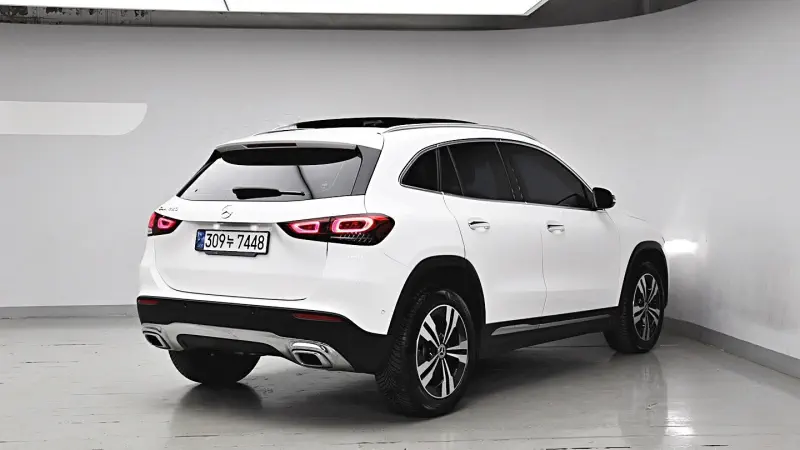 Mercedes-Benz GLA-Class