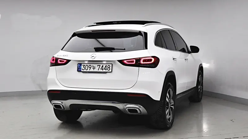 Mercedes-Benz GLA-Class