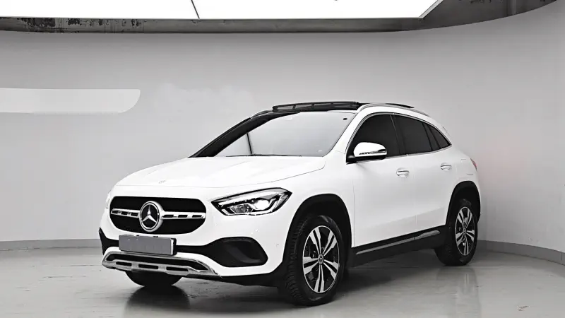 Mercedes-Benz GLA-Class