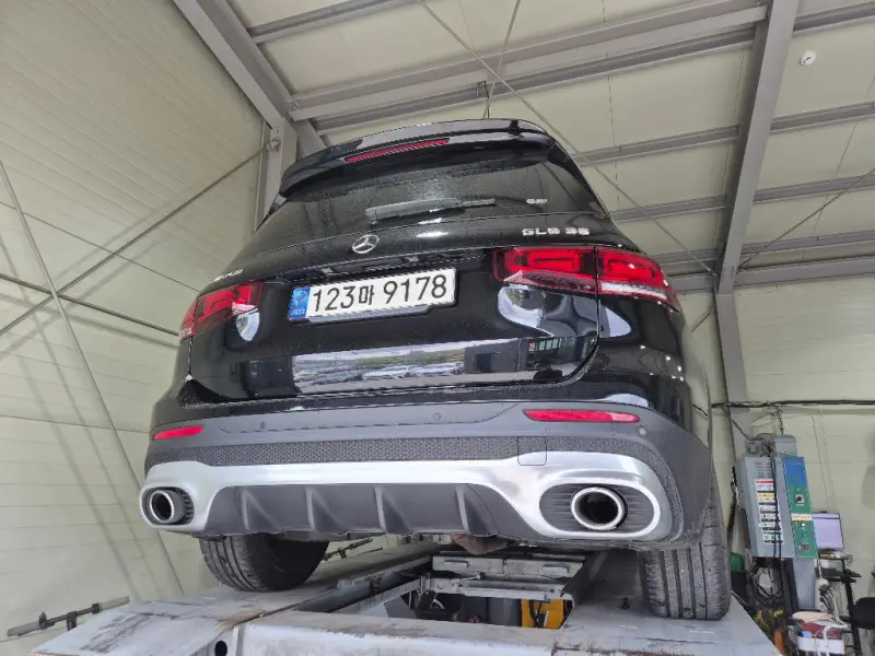 Mercedes-Benz GLB-Class