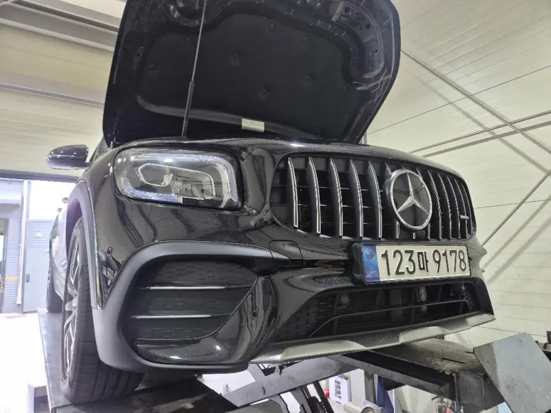 Mercedes-Benz GLB-Class