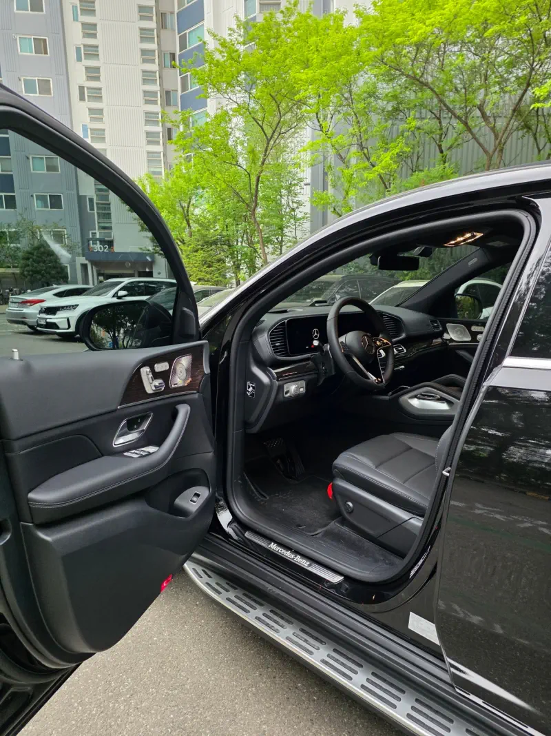 Mercedes-Benz GLE-Class