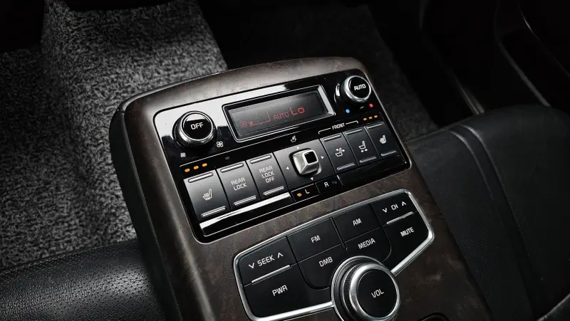 Kia K9