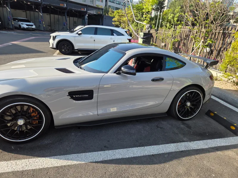 Mercedes-Benz AMG GT
