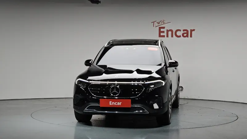 Mercedes-Benz EQB