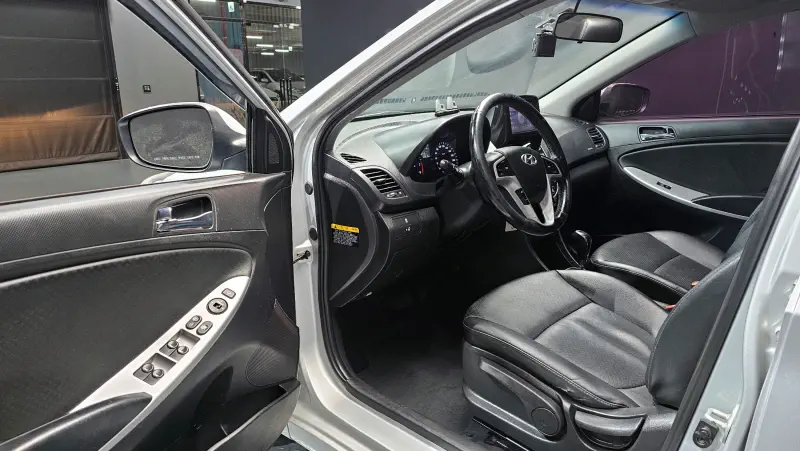 Hyundai Accent