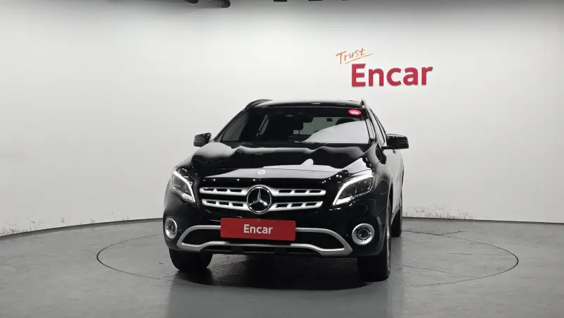 Mercedes-Benz GLA-Class