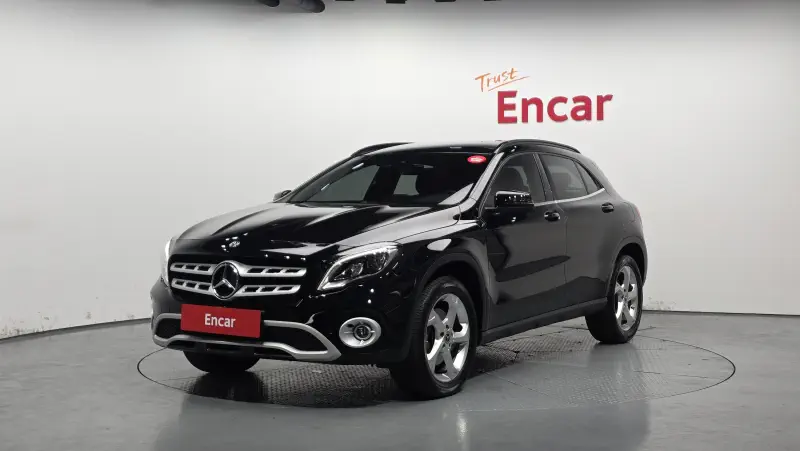 Mercedes-Benz GLA-Class