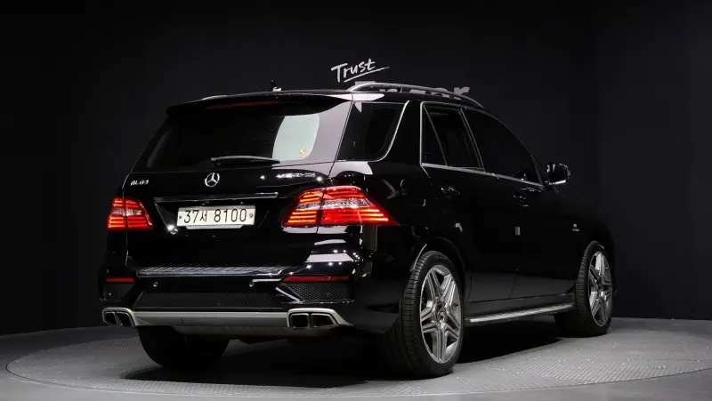 Mercedes-Benz M-class