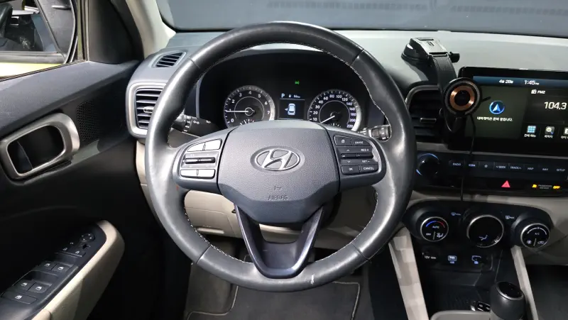 Hyundai Venue