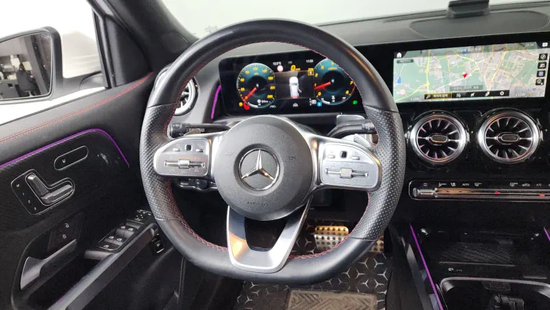Mercedes-Benz GLB-Class