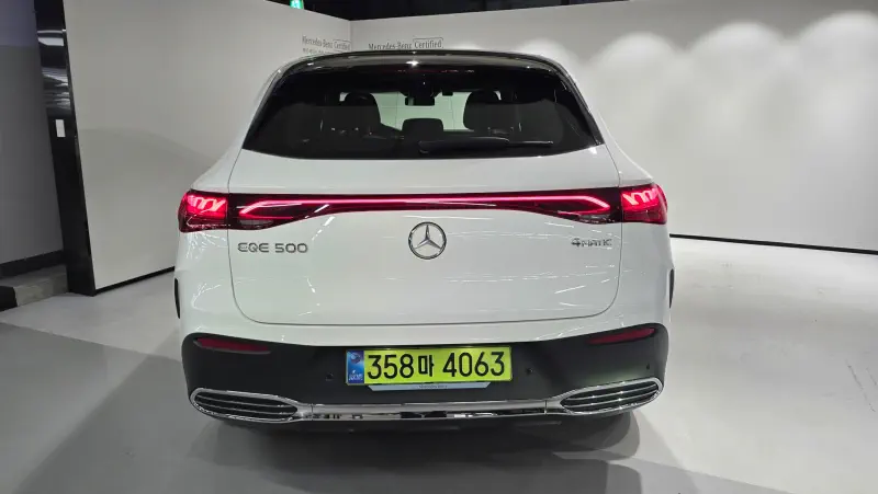 Mercedes-Benz EQE