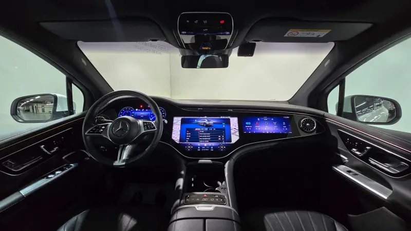 Mercedes-Benz EQE