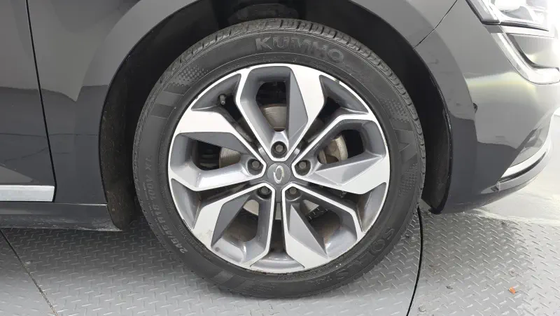 Renault Samsung SM6