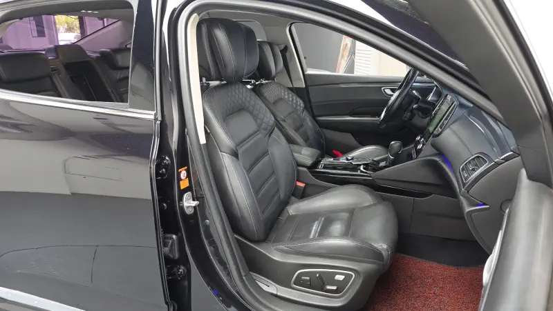 Renault Samsung SM6