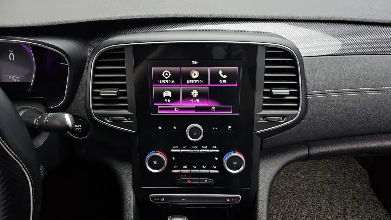 Renault Samsung SM6