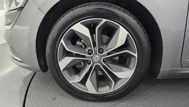 Renault Samsung SM6