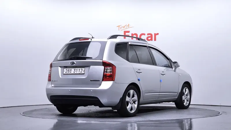 Kia Carens
