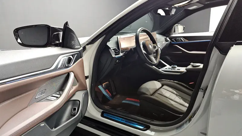 BMW i4