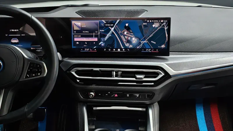 BMW i4