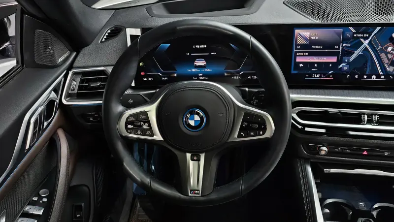 BMW i4