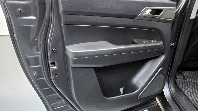 SsangYong Rexton Sports