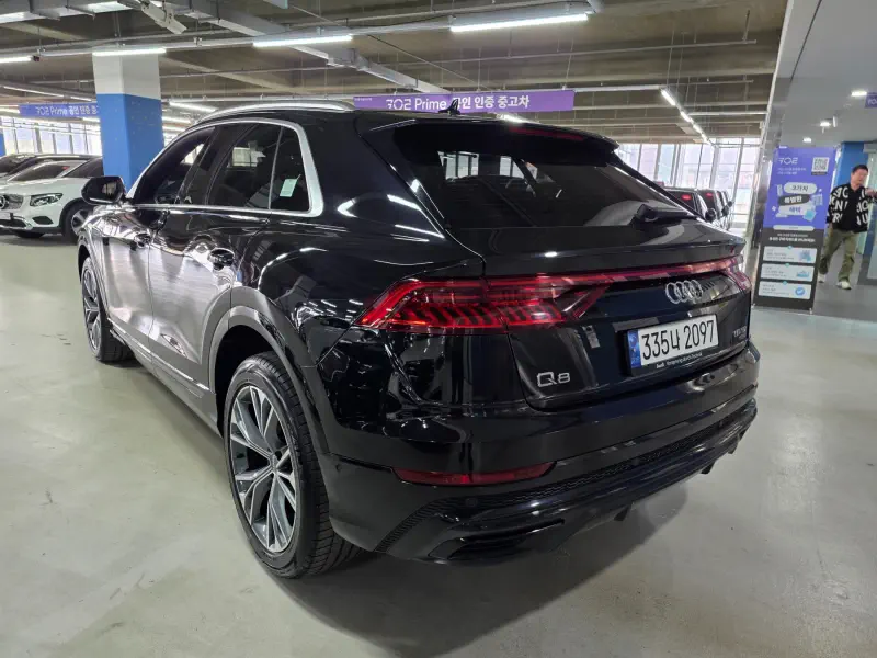 Audi Q8