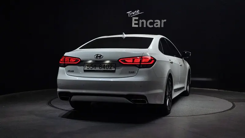 Hyundai Aslan
