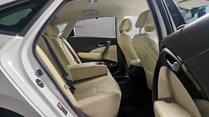 Hyundai Aslan