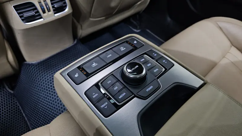 Hyundai Genesis