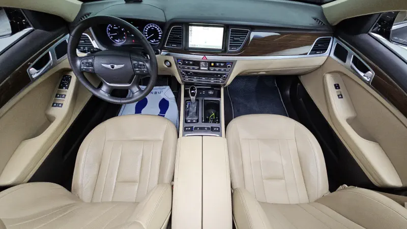 Hyundai Genesis